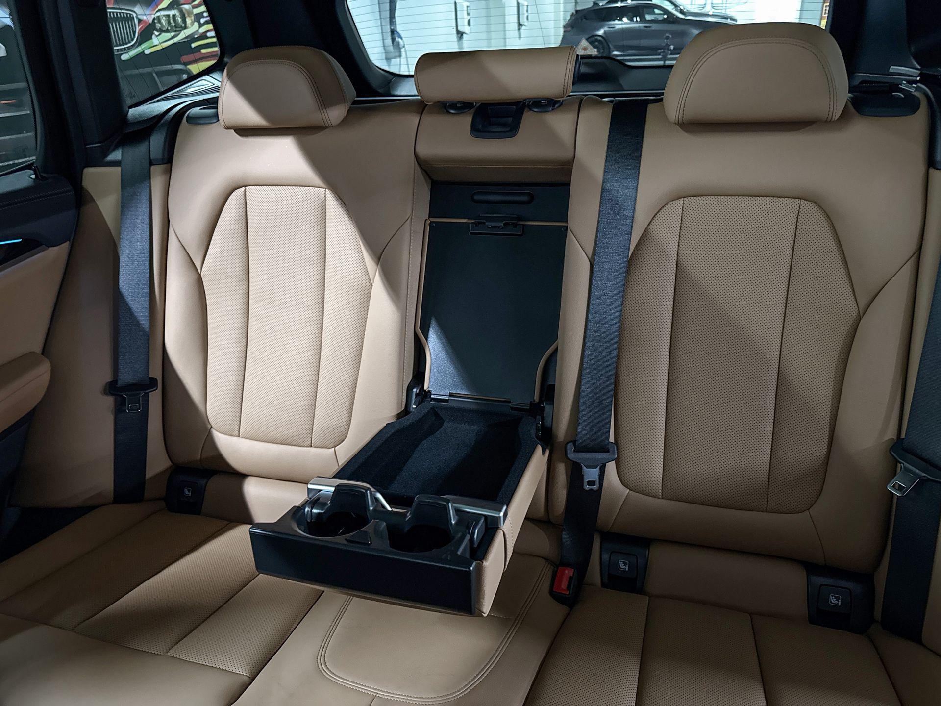 Foto van BMW Ix3