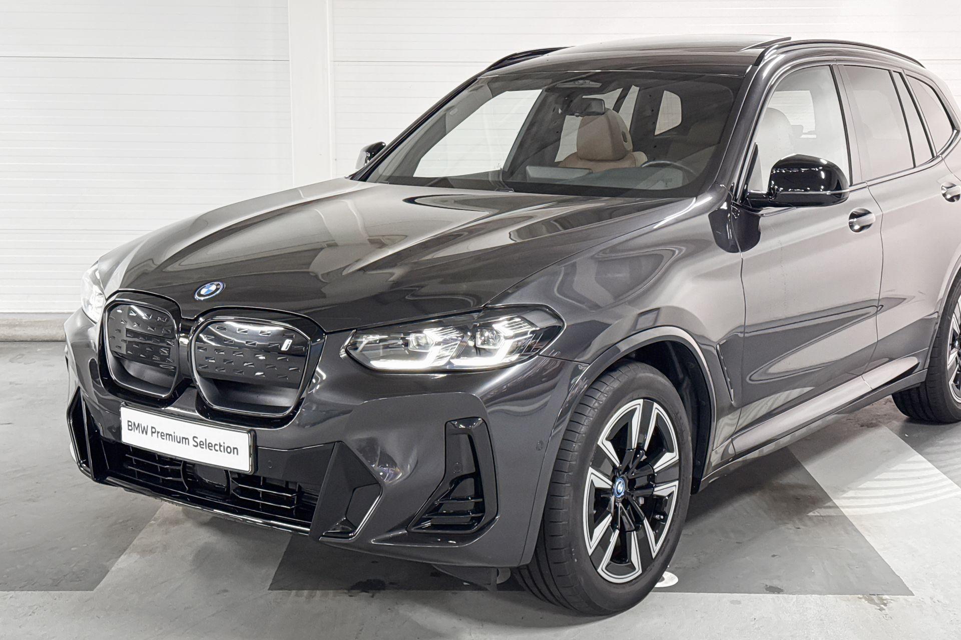 Foto van BMW Ix3