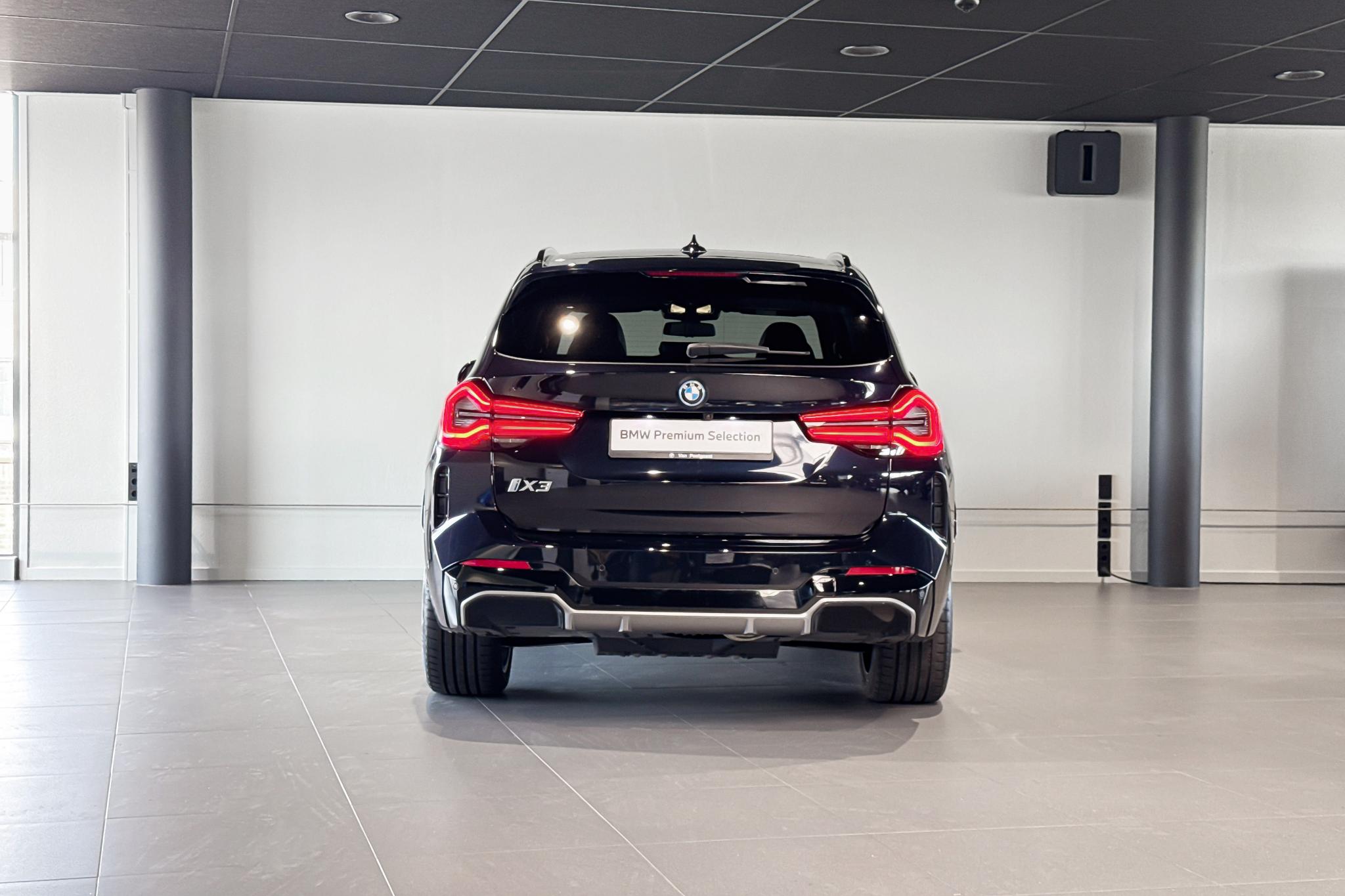 Foto van BMW Ix3