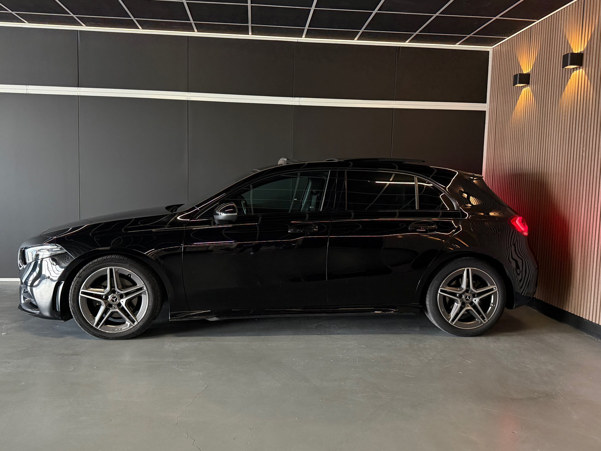 Foto van Mercedes-Benz A 200