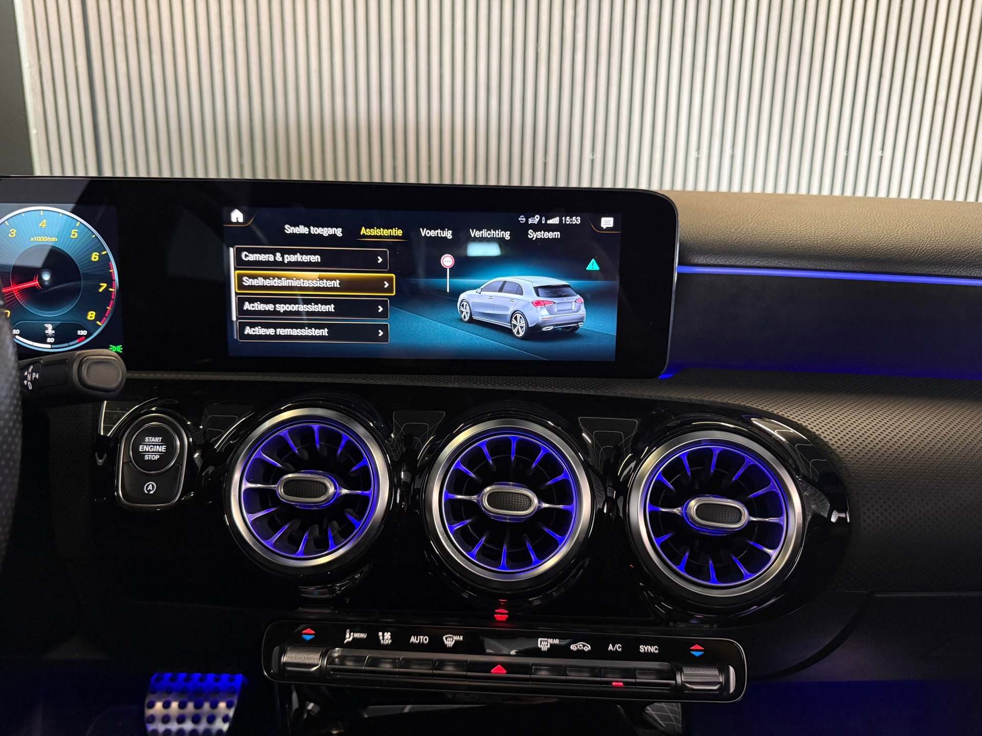 Foto van Mercedes-Benz A 200