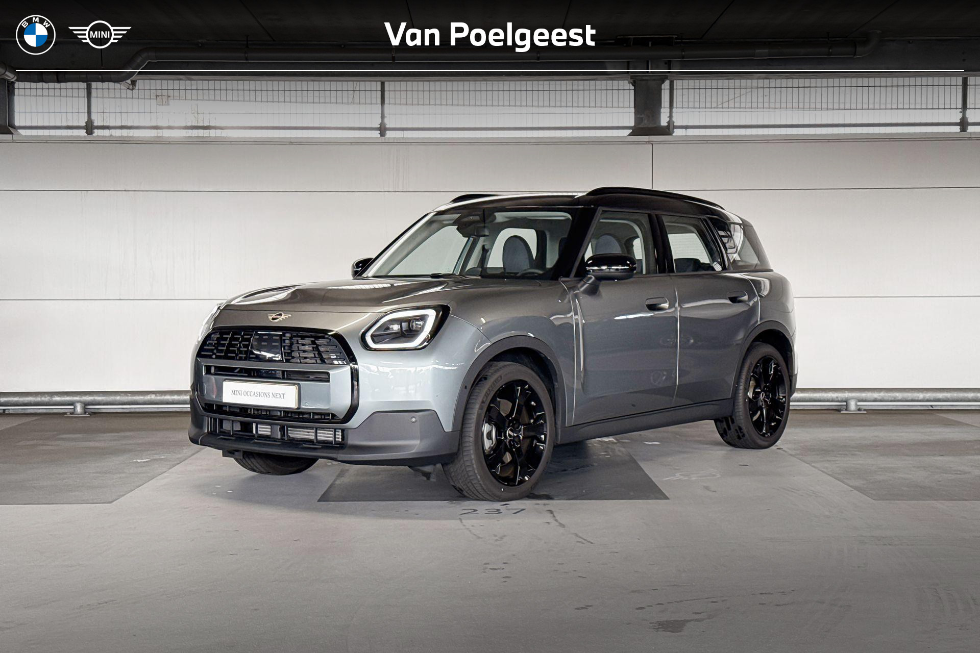 Mini Countryman 1.5 C Favoured L 2025 - voorkant
