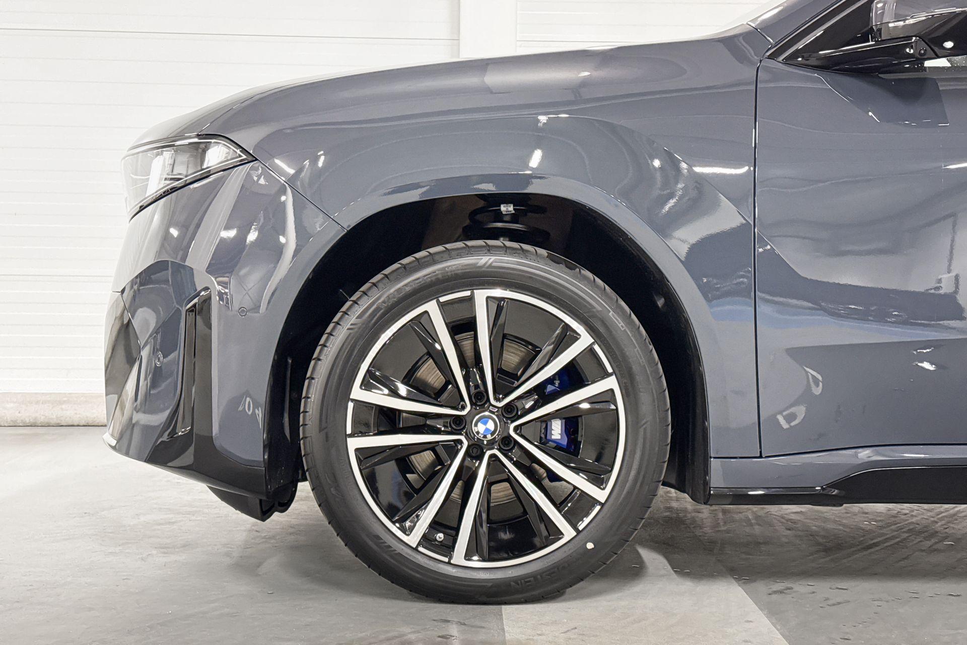 Foto van BMW Ix3