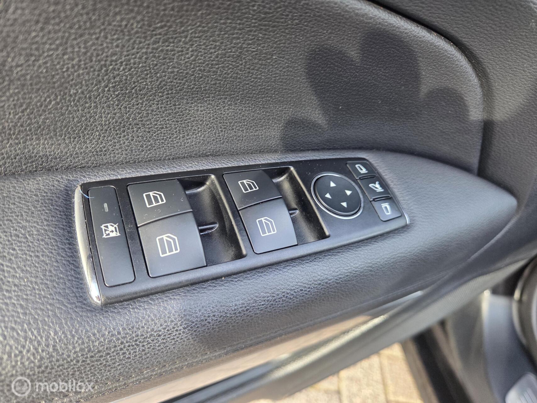 Foto van Mercedes E-klasse Cabrio