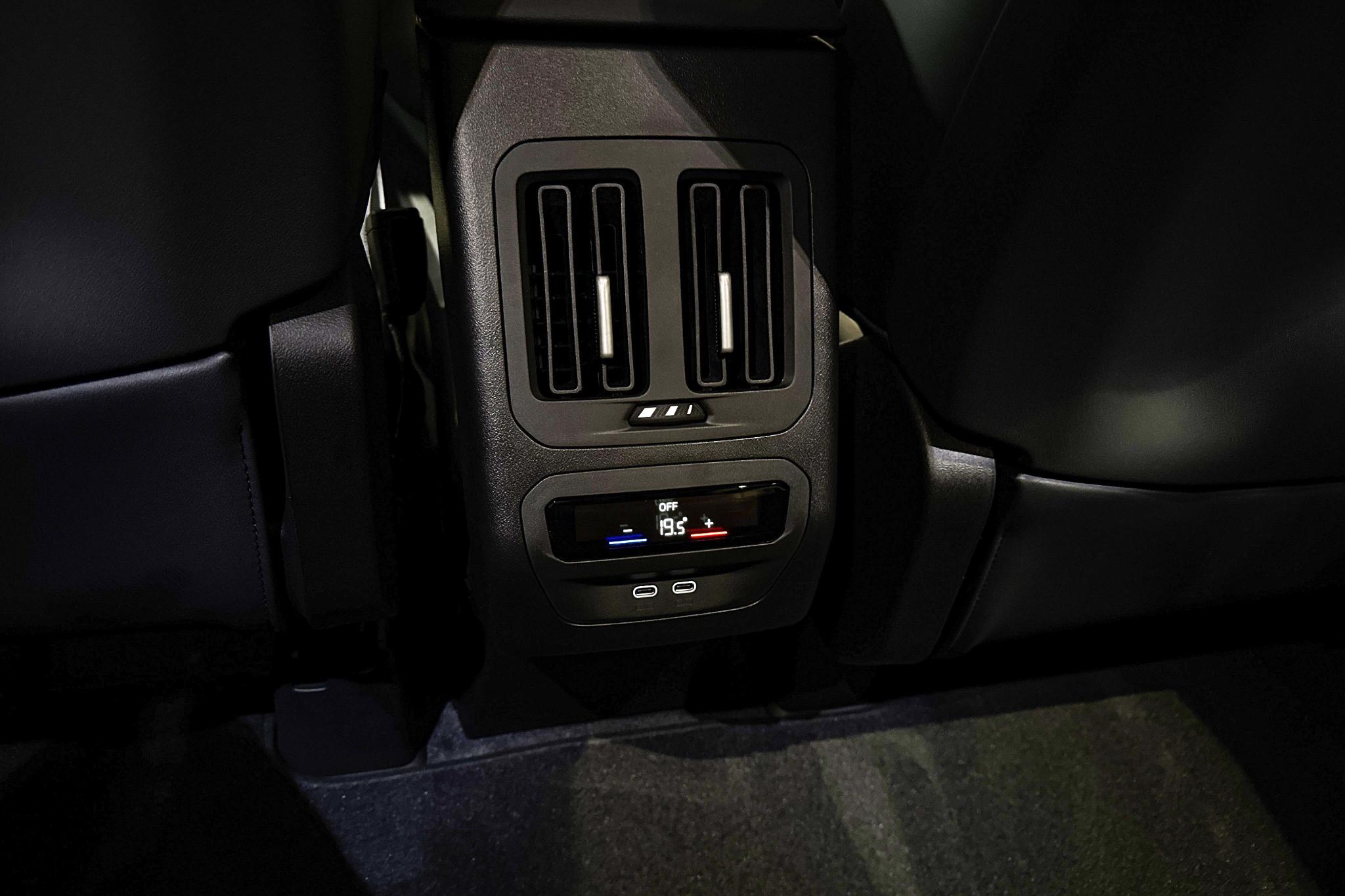 Foto van BMW Ix3