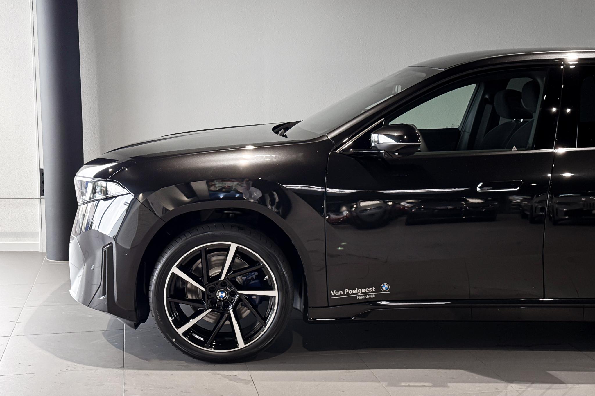 Foto van BMW Ix3