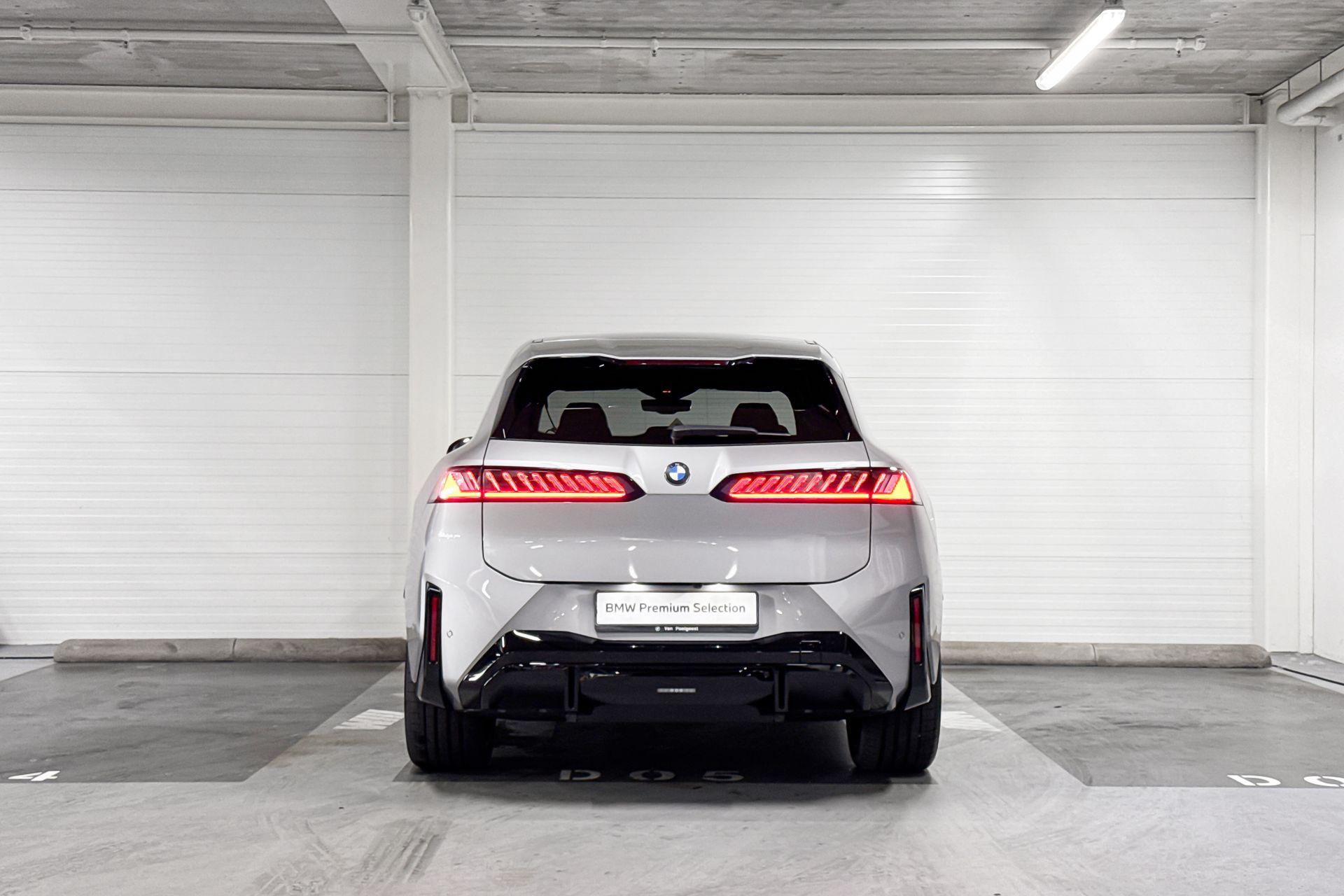 Foto van BMW Ix3