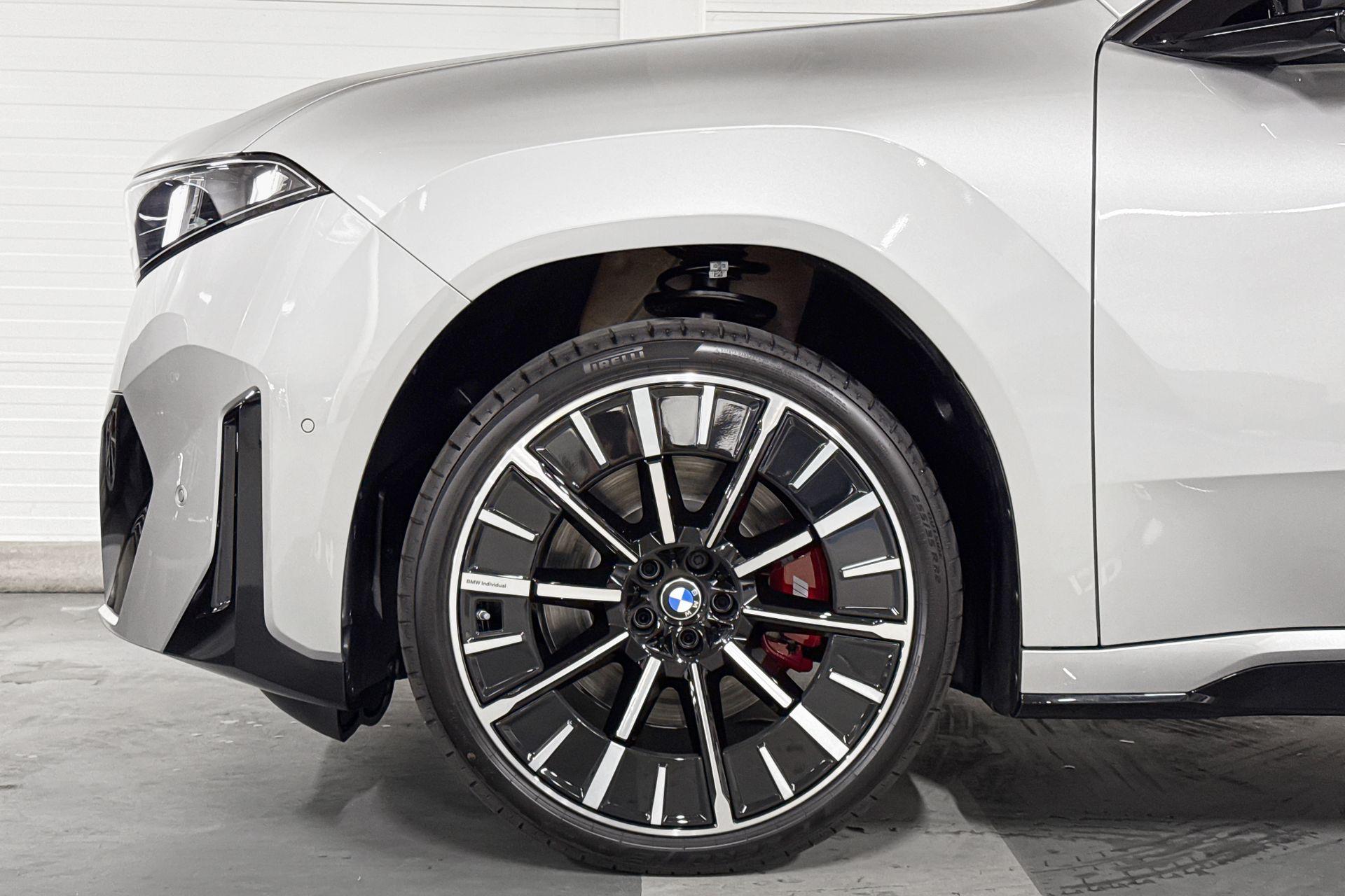 Foto van BMW Ix3