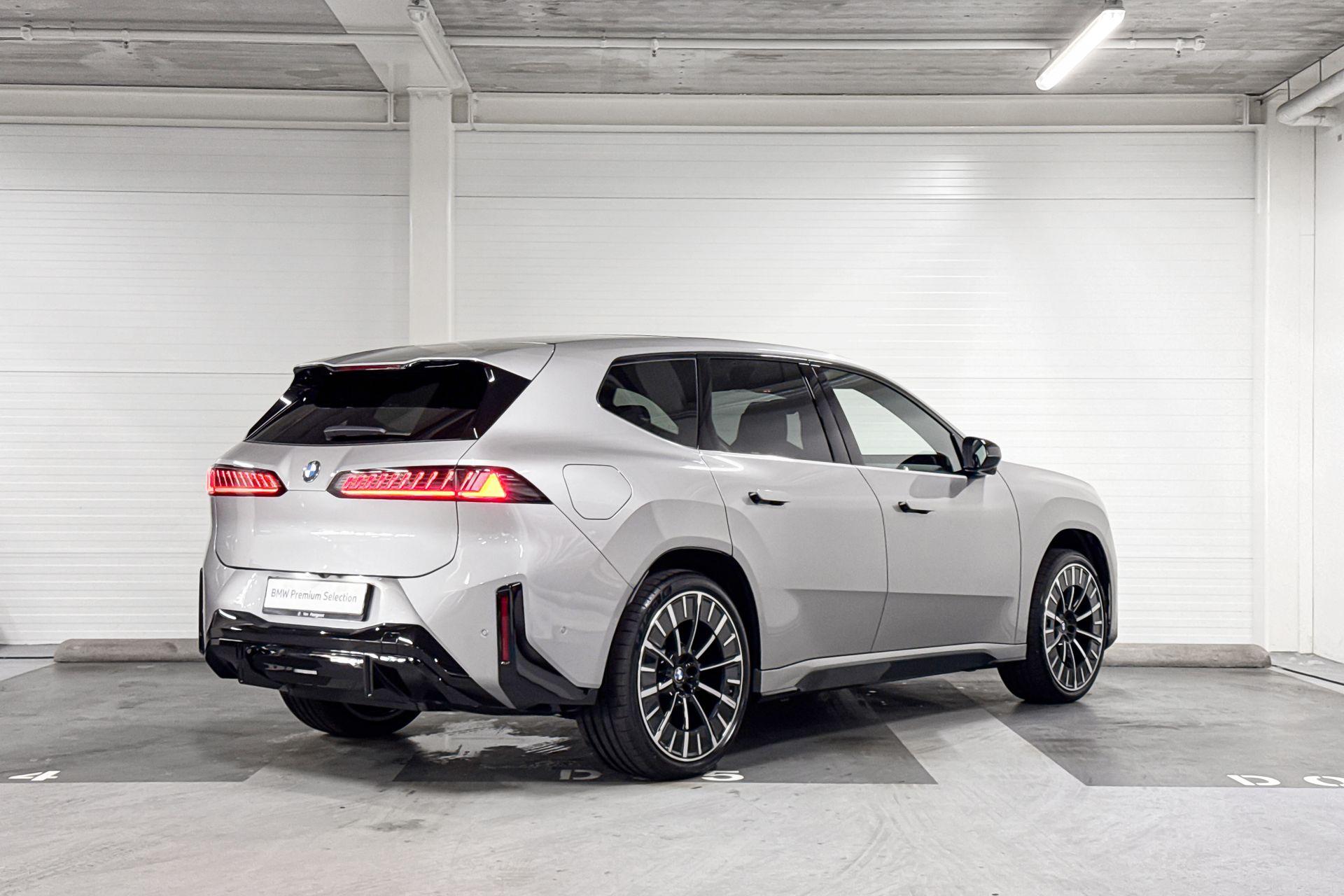 Foto van BMW Ix3