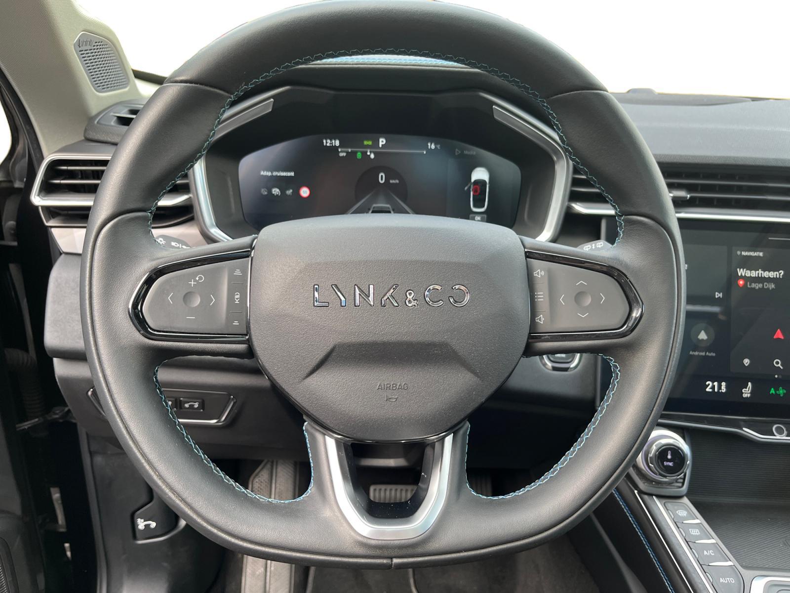 Foto van LYNK & Co 01