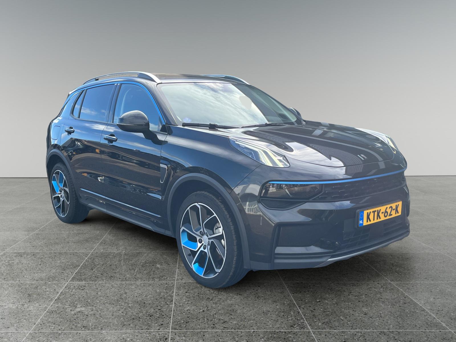 Foto van LYNK & Co 01