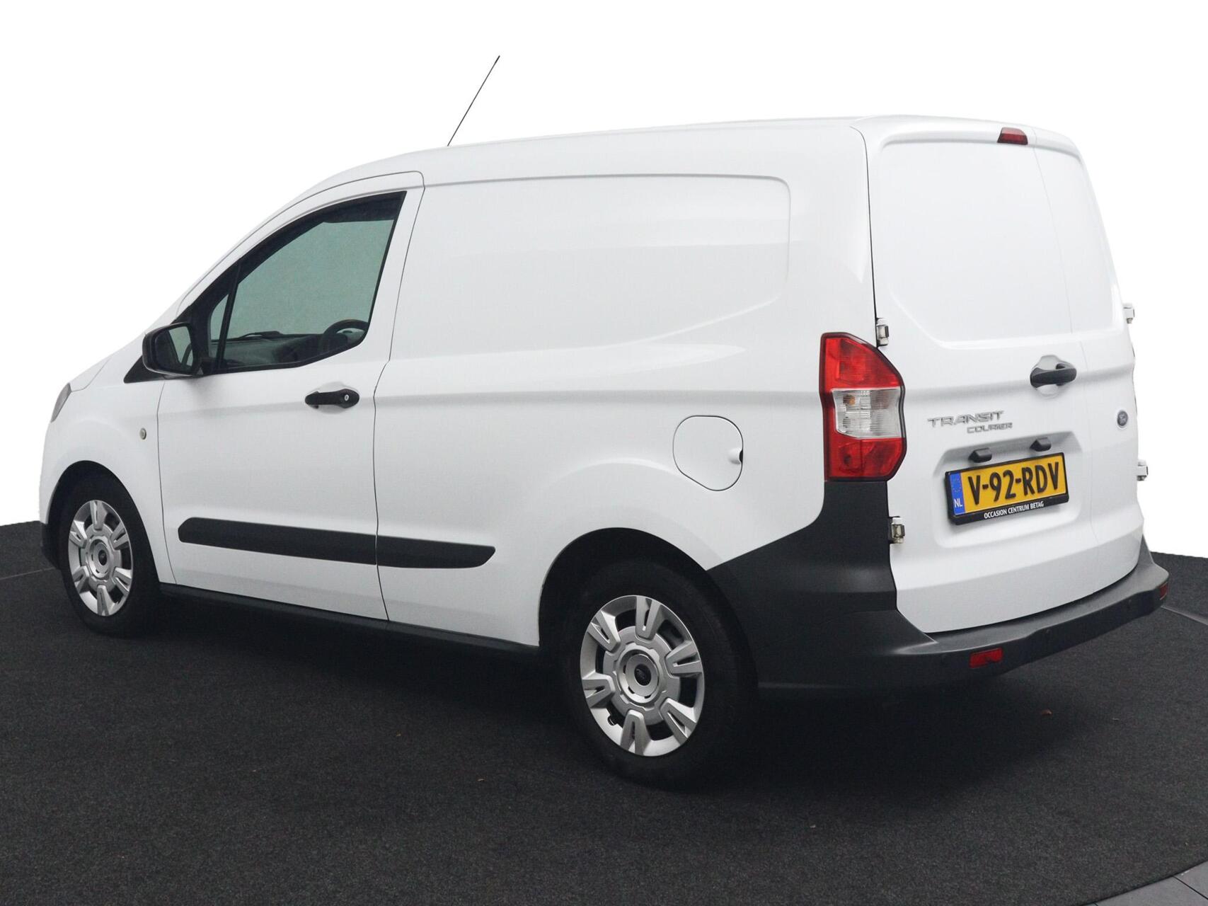 Foto van Ford Transit Courier