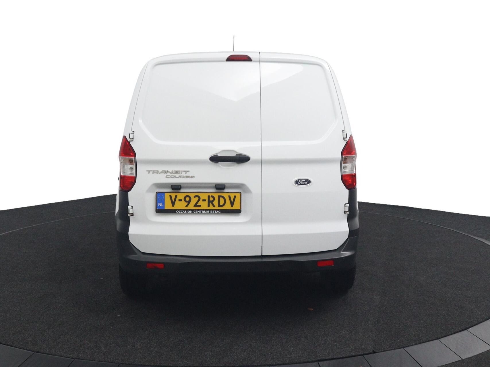 Foto van Ford Transit Courier