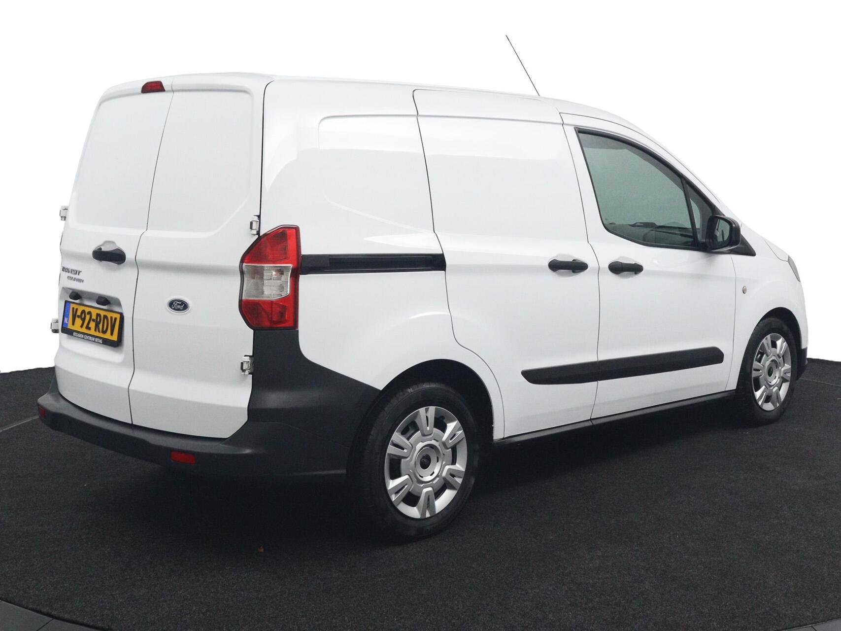 Foto van Ford Transit Courier