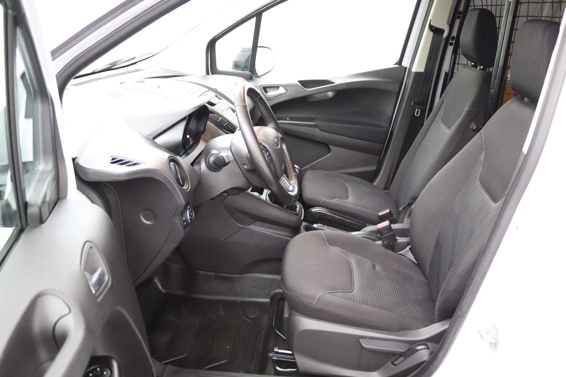 Foto van Ford Transit Courier