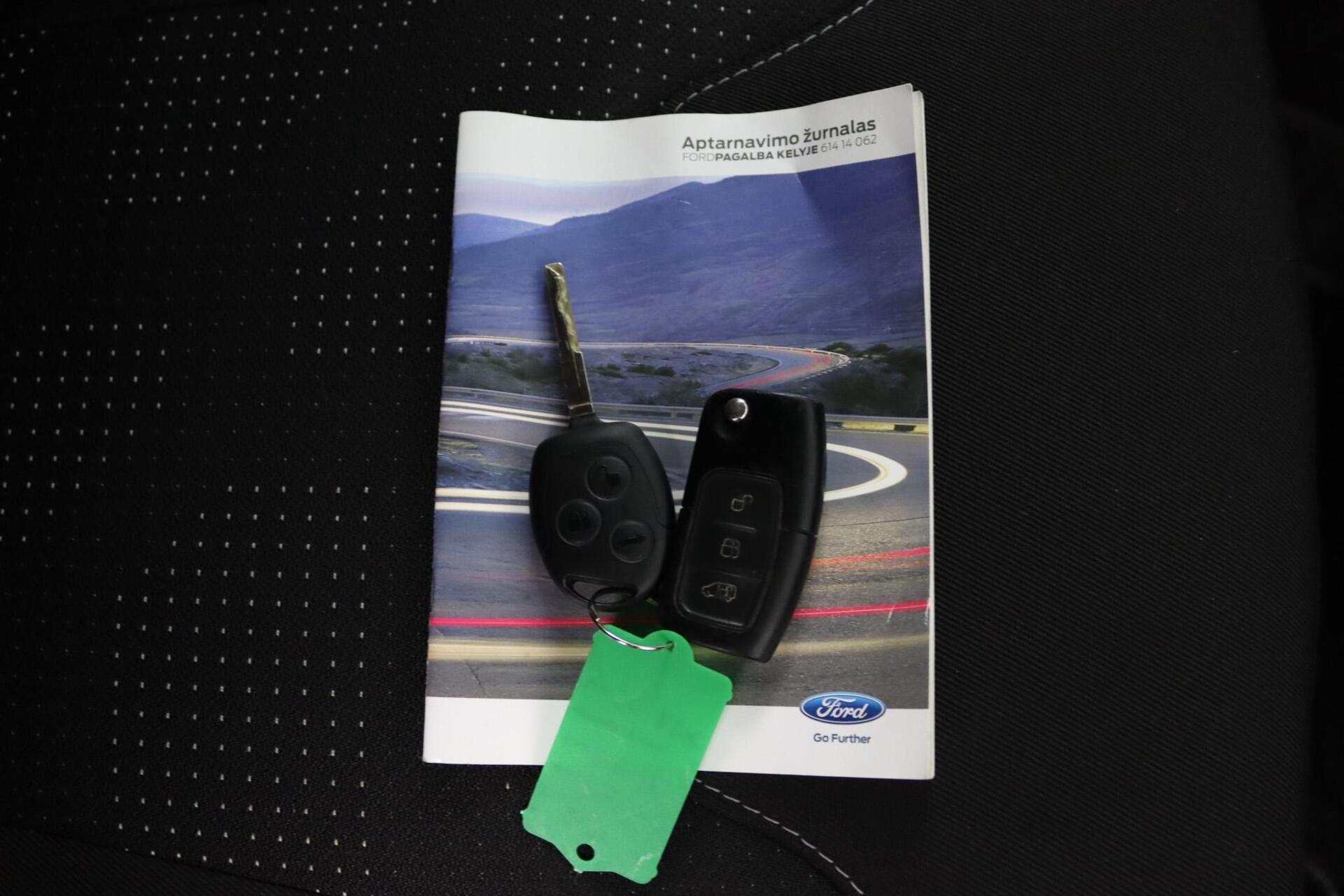 Foto van Ford Transit Courier