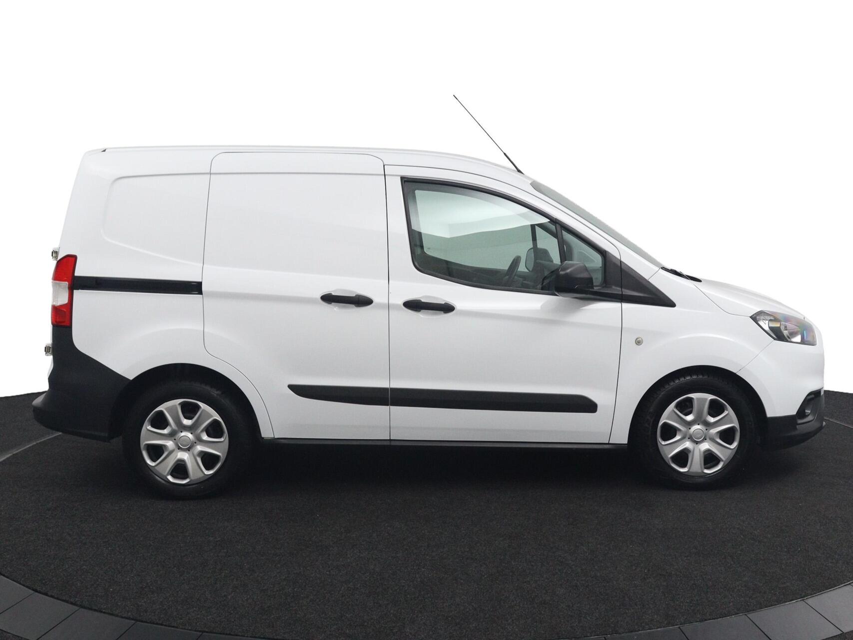 Foto van Ford Transit Courier