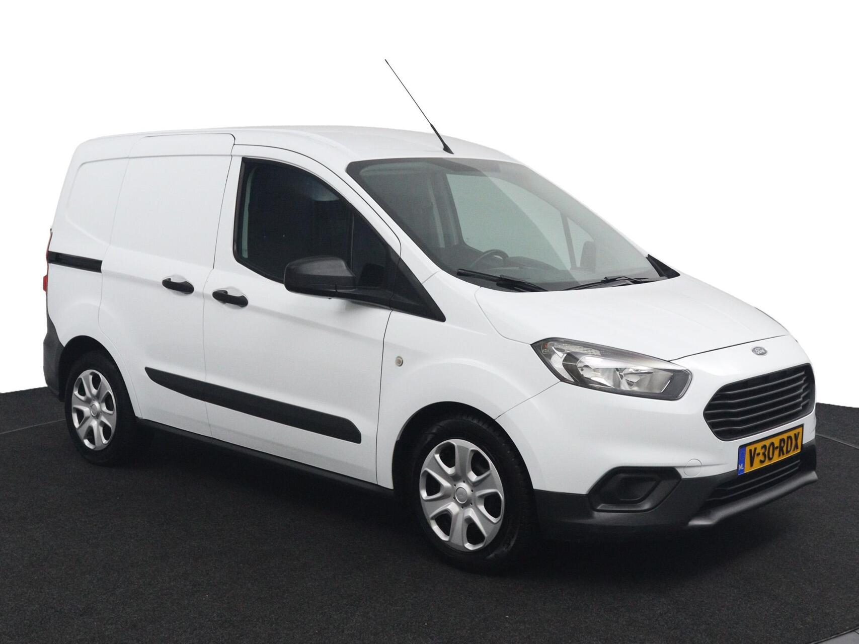 Foto van Ford Transit Courier