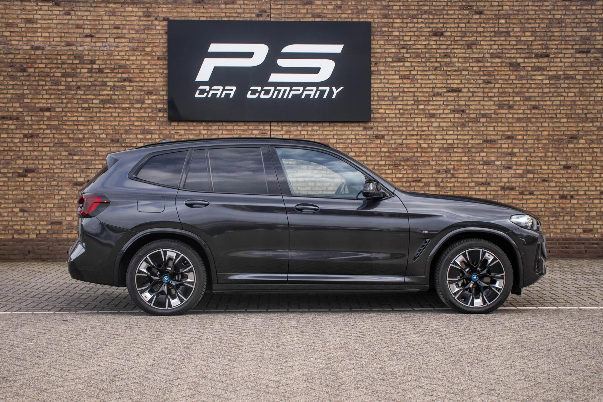Foto van BMW Ix3