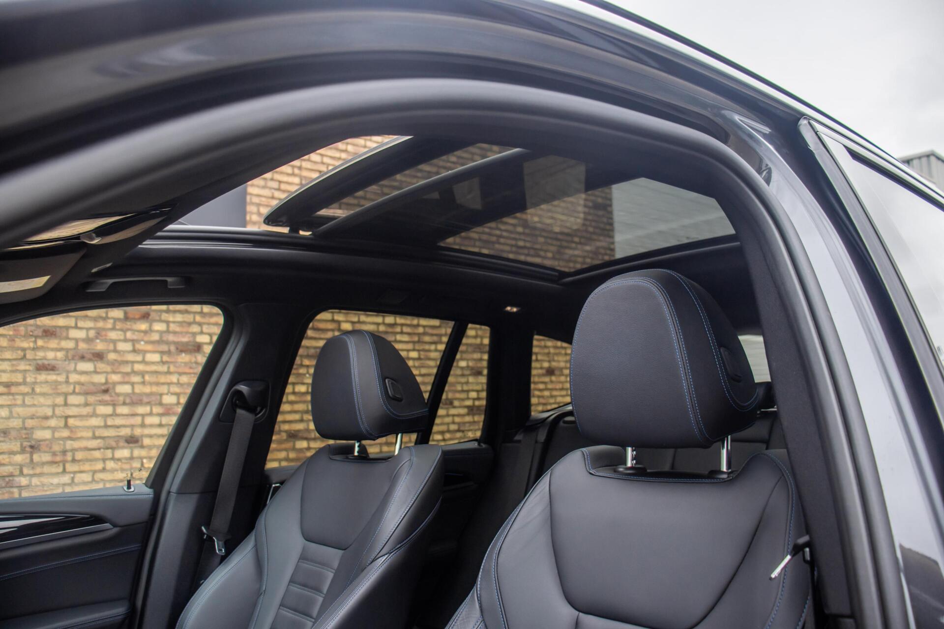 Foto van BMW Ix3