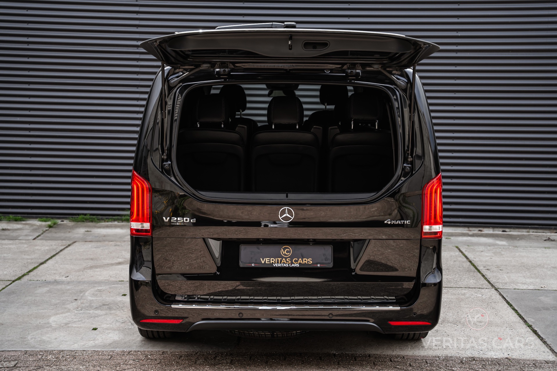 Foto van Mercedes-Benz V-klasse