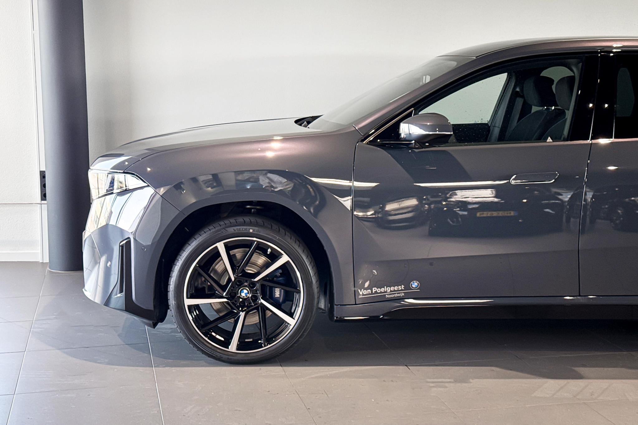 Foto van BMW Ix3