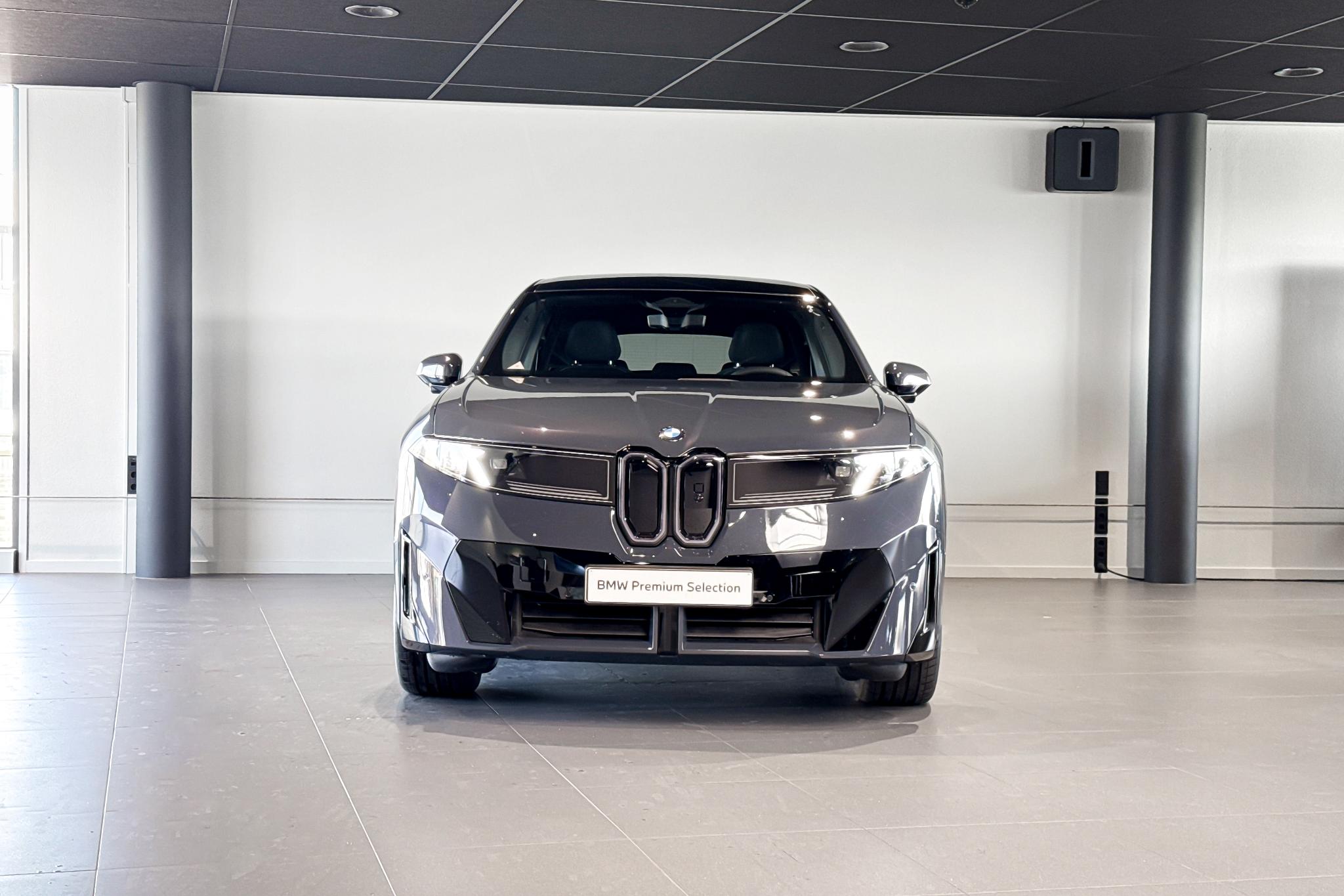 Foto van BMW Ix3