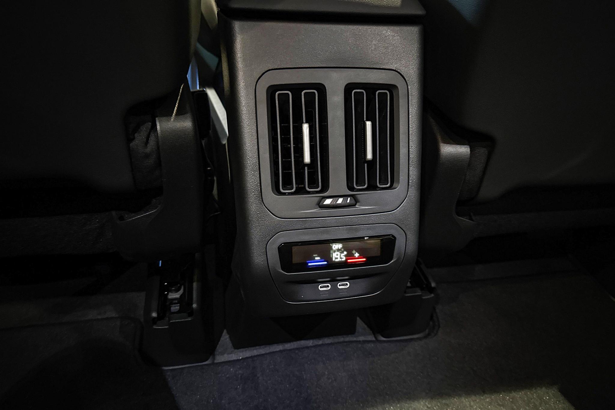 Foto van BMW Ix3