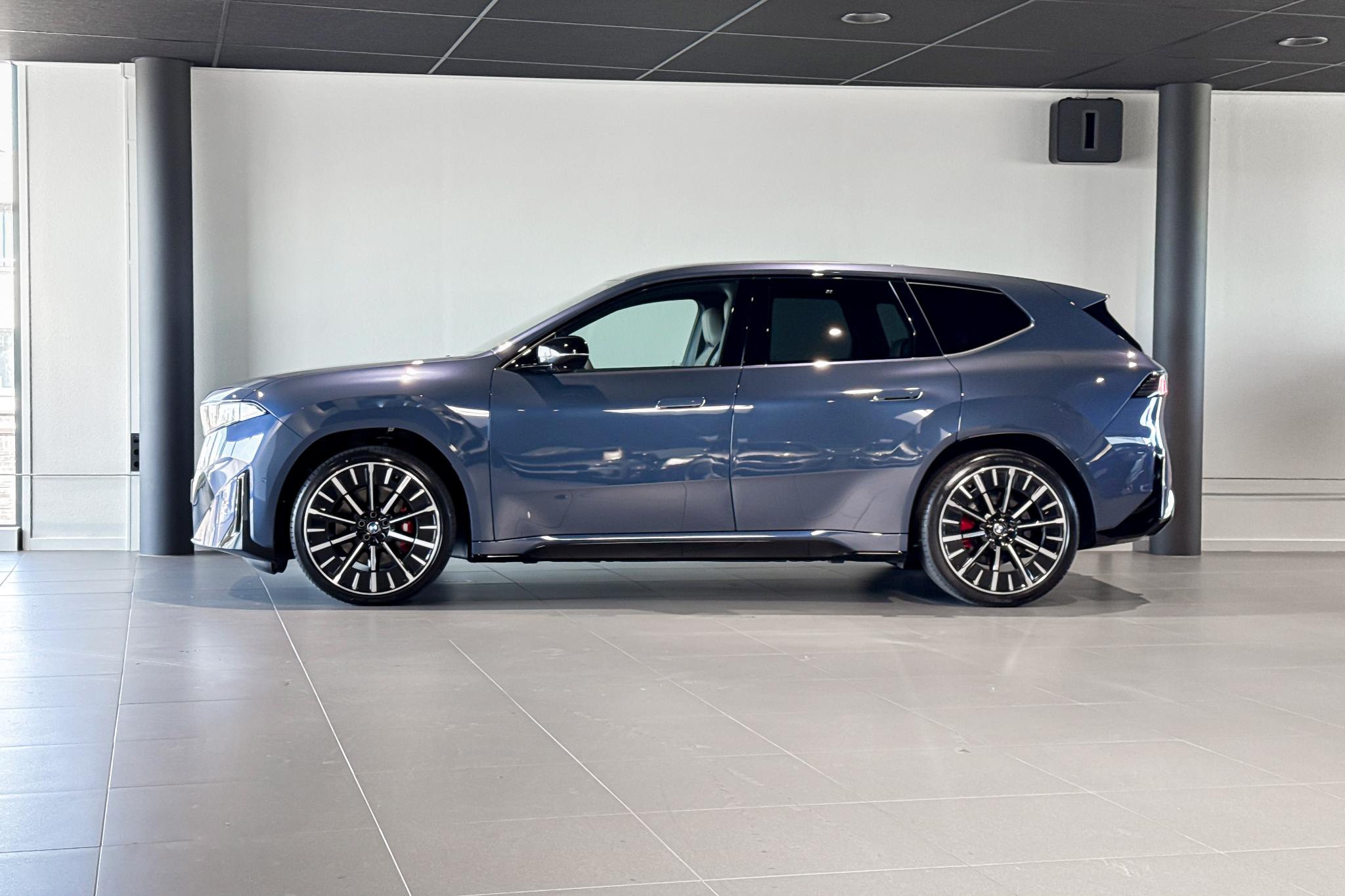 Foto van BMW Ix3