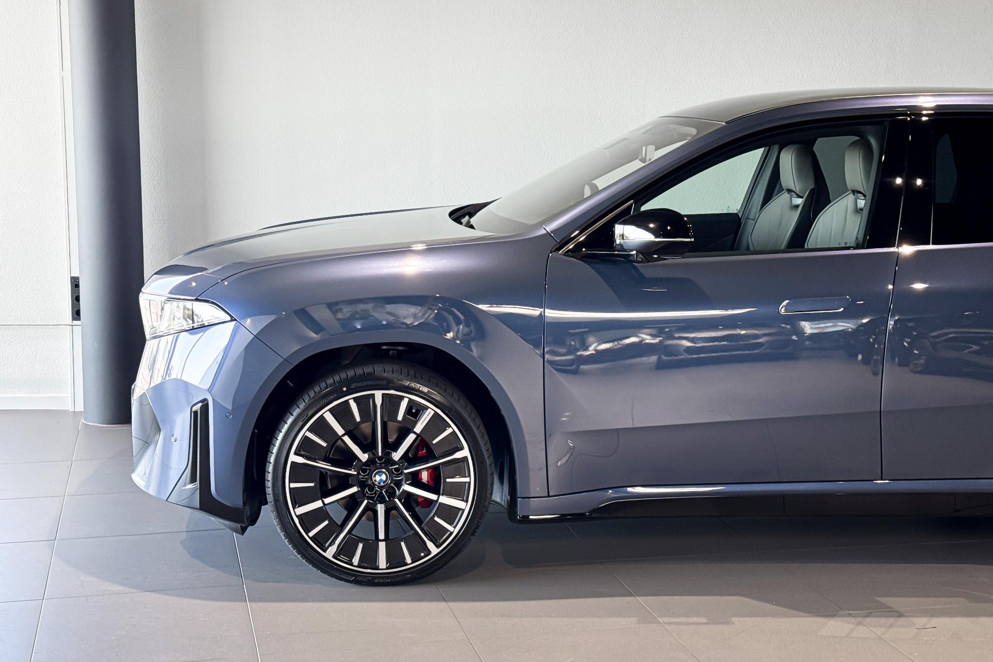 Foto van BMW Ix3