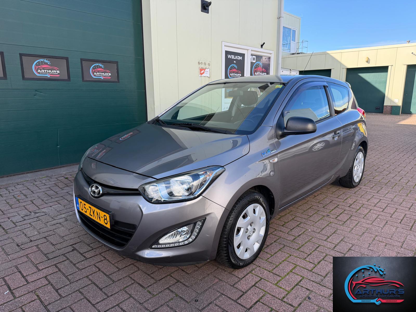 Hyundai I20 1.2i i-DriveEerste eigenaar|Zeer netjes 2012 - voorkant