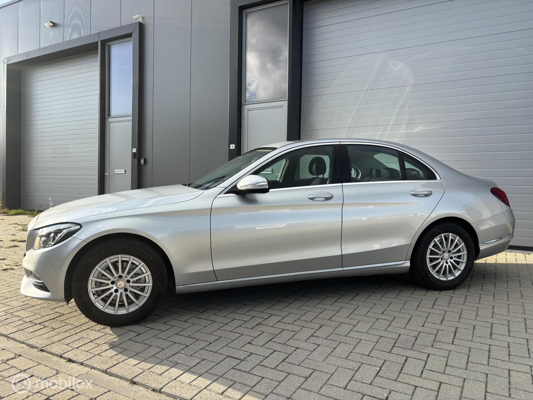 Foto van Mercedes-Benz C 180