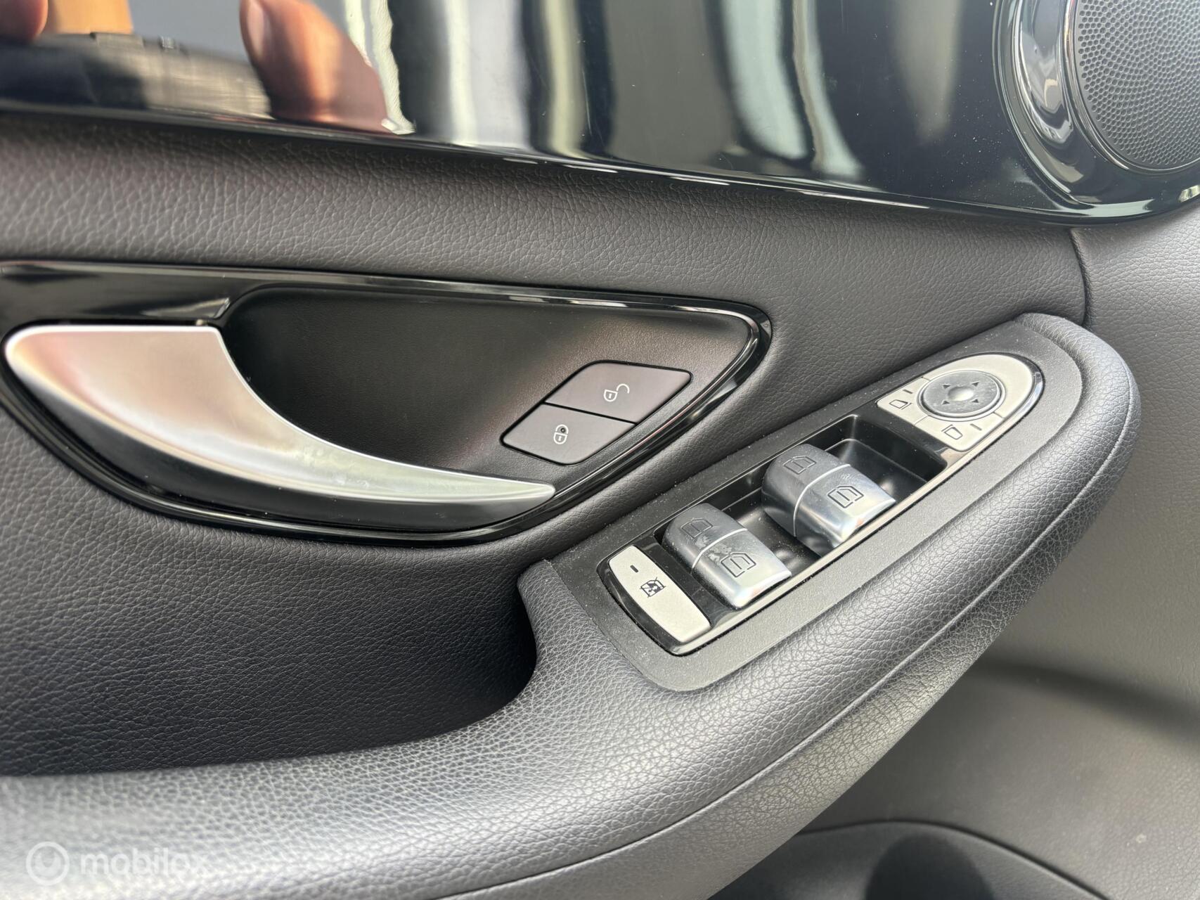 Foto van Mercedes-Benz C 180