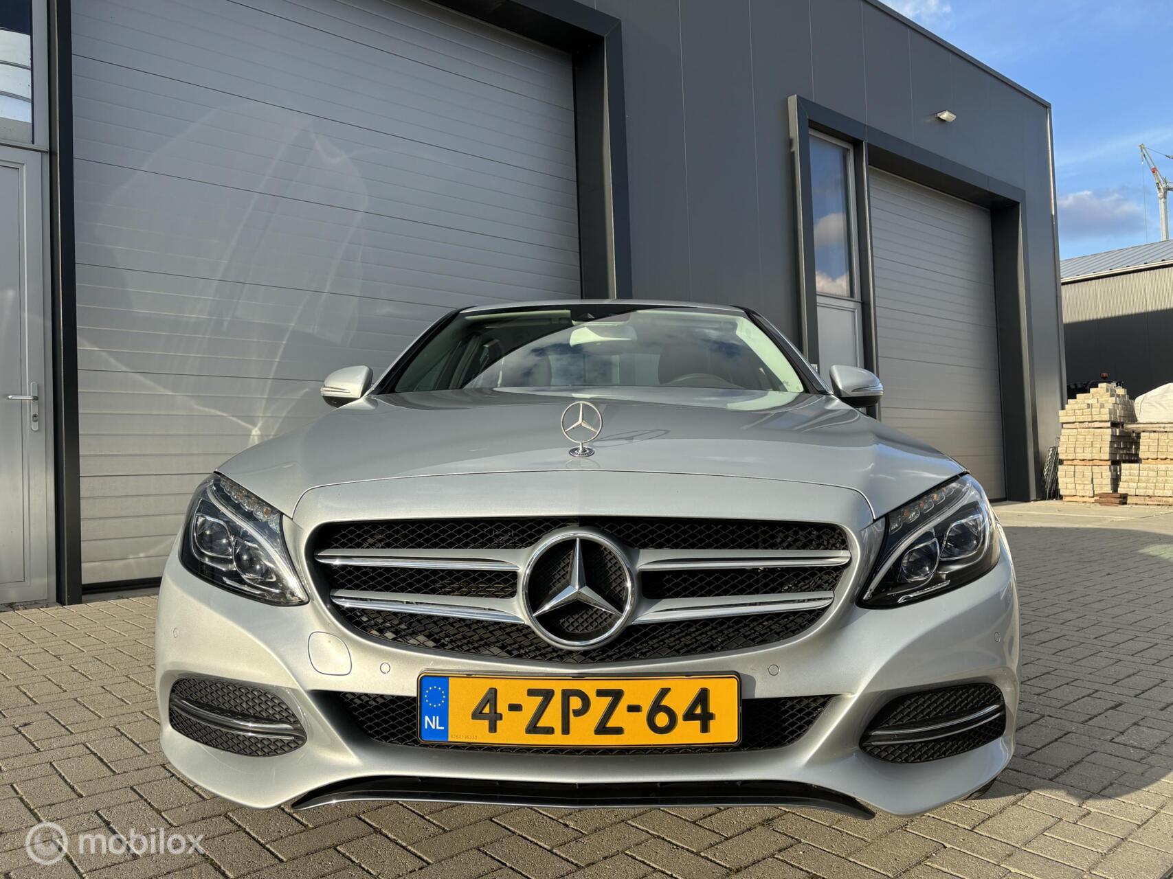 Foto van Mercedes-Benz C 180
