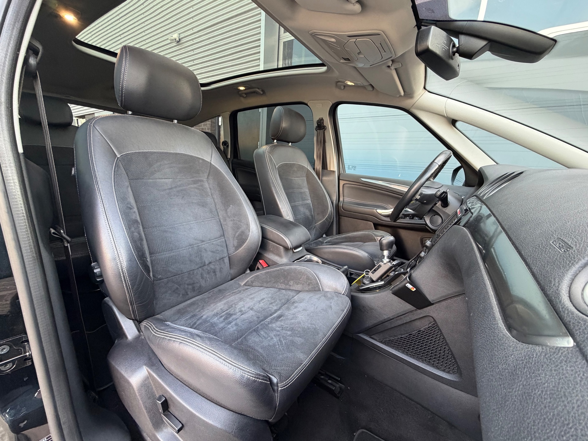 Foto van Ford S-max