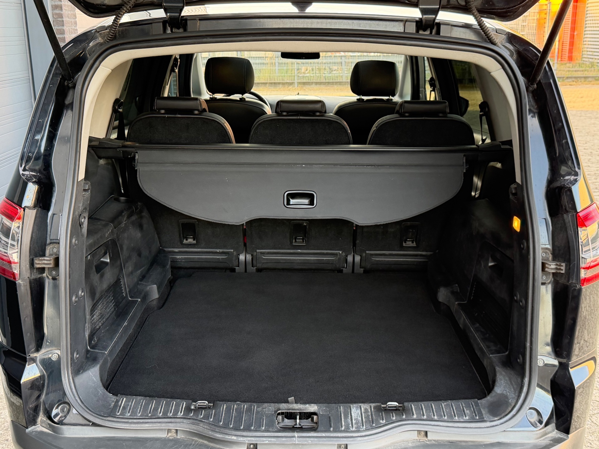 Foto van Ford S-max