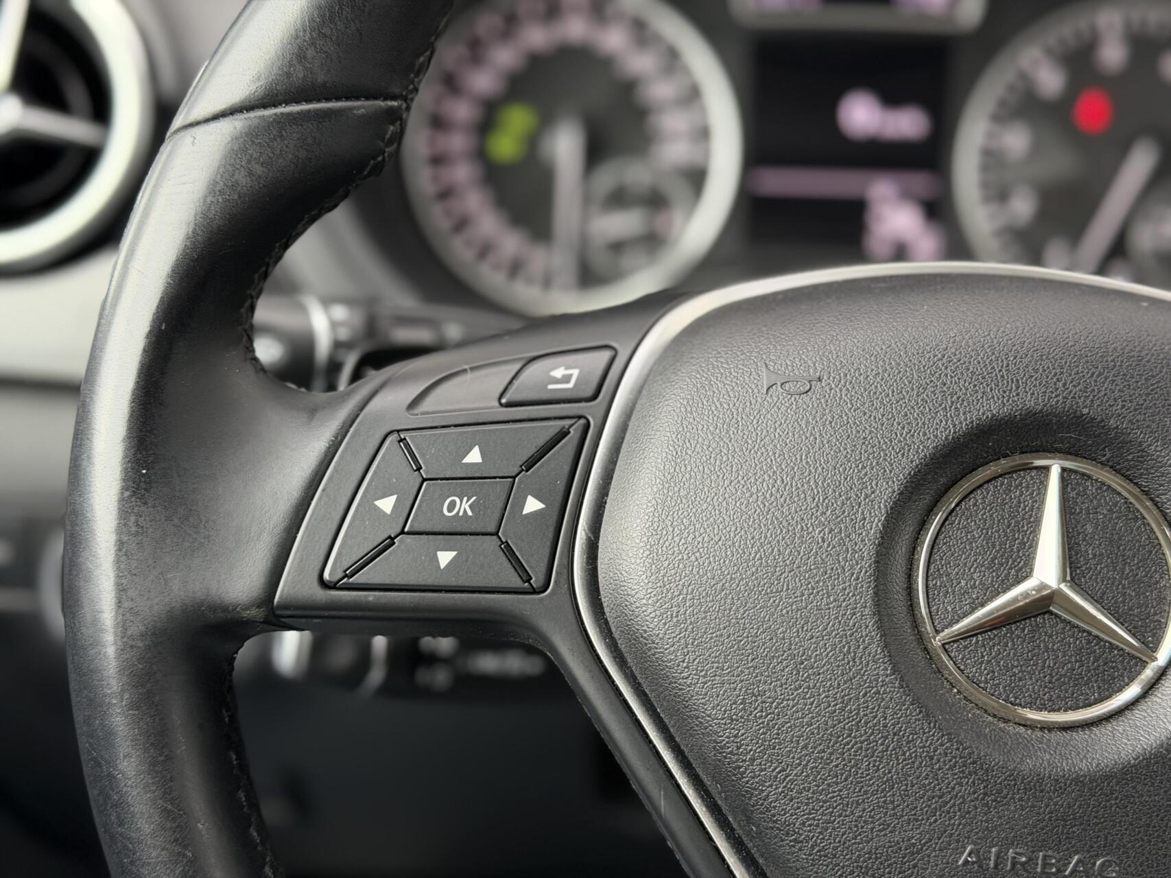 Foto van Mercedes-Benz B 180
