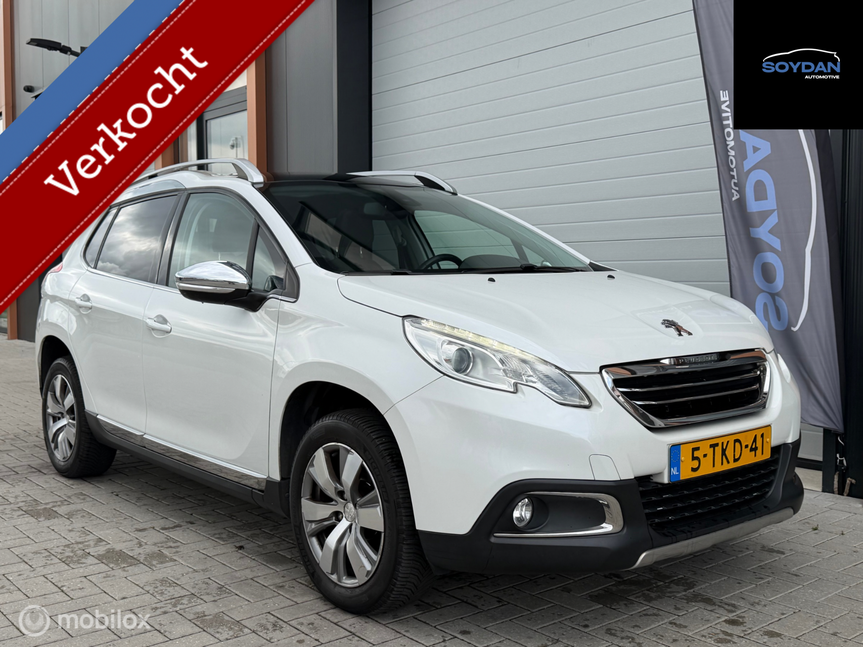 Peugeot 2008 1.2 VTi Allure Pack Premium Plus | NAVI | CLIMA | 2014 - voorkant