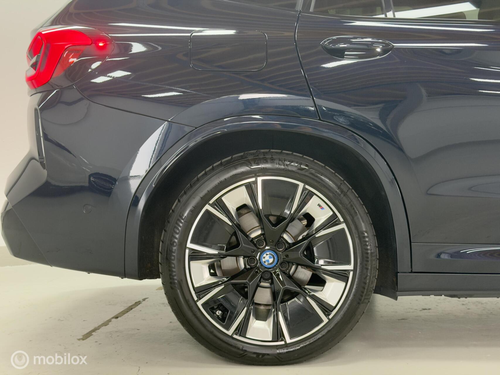 Foto van BMW Ix3