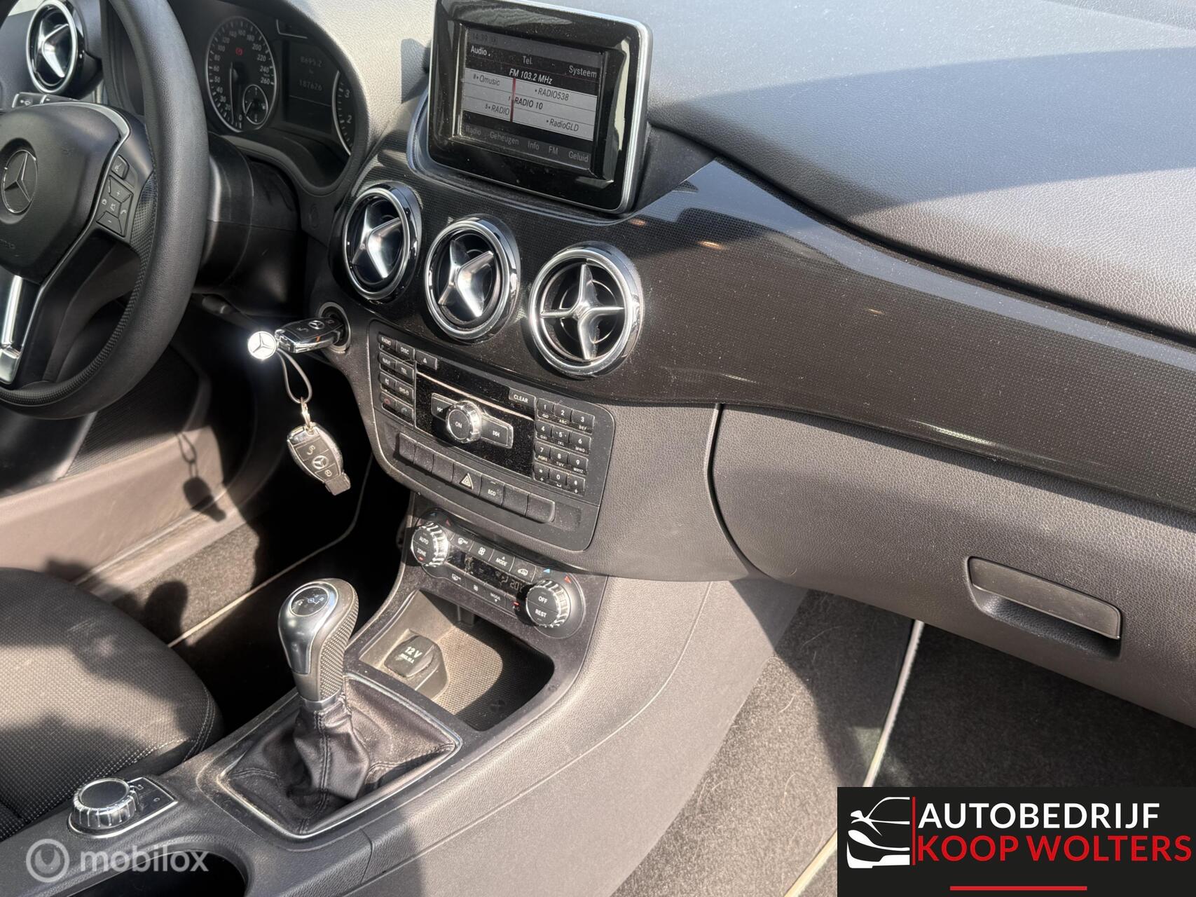 Foto van Mercedes-Benz B 180