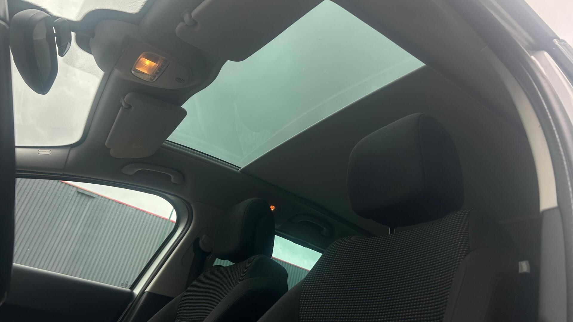 Foto van Peugeot 5008