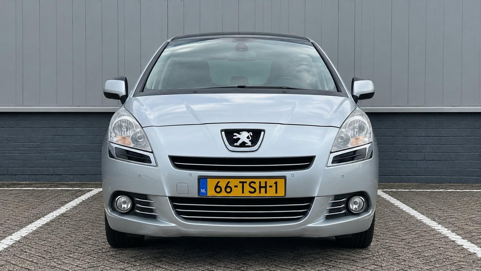 Foto van Peugeot 5008