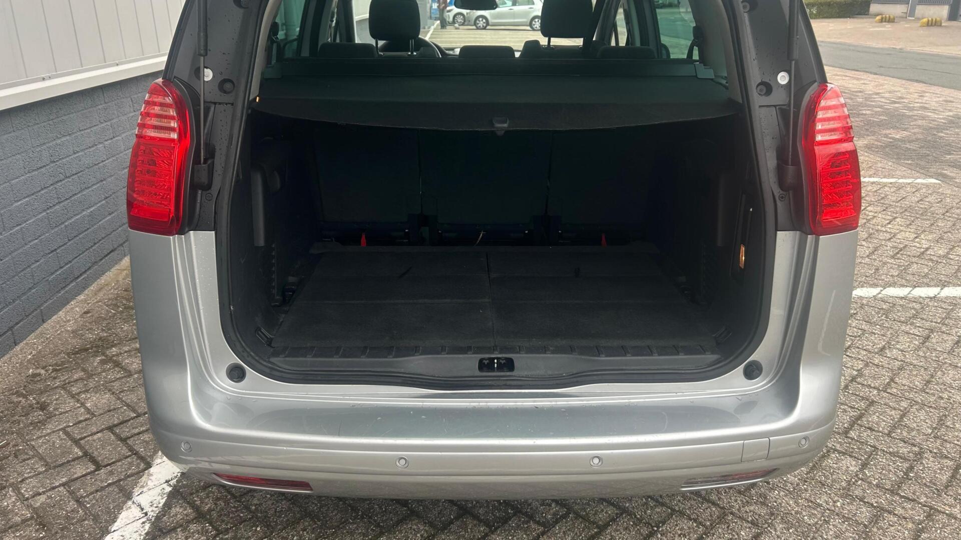 Foto van Peugeot 5008