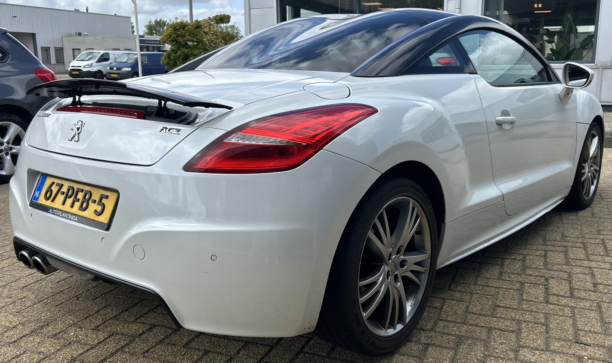 Foto van Peugeot RCZ