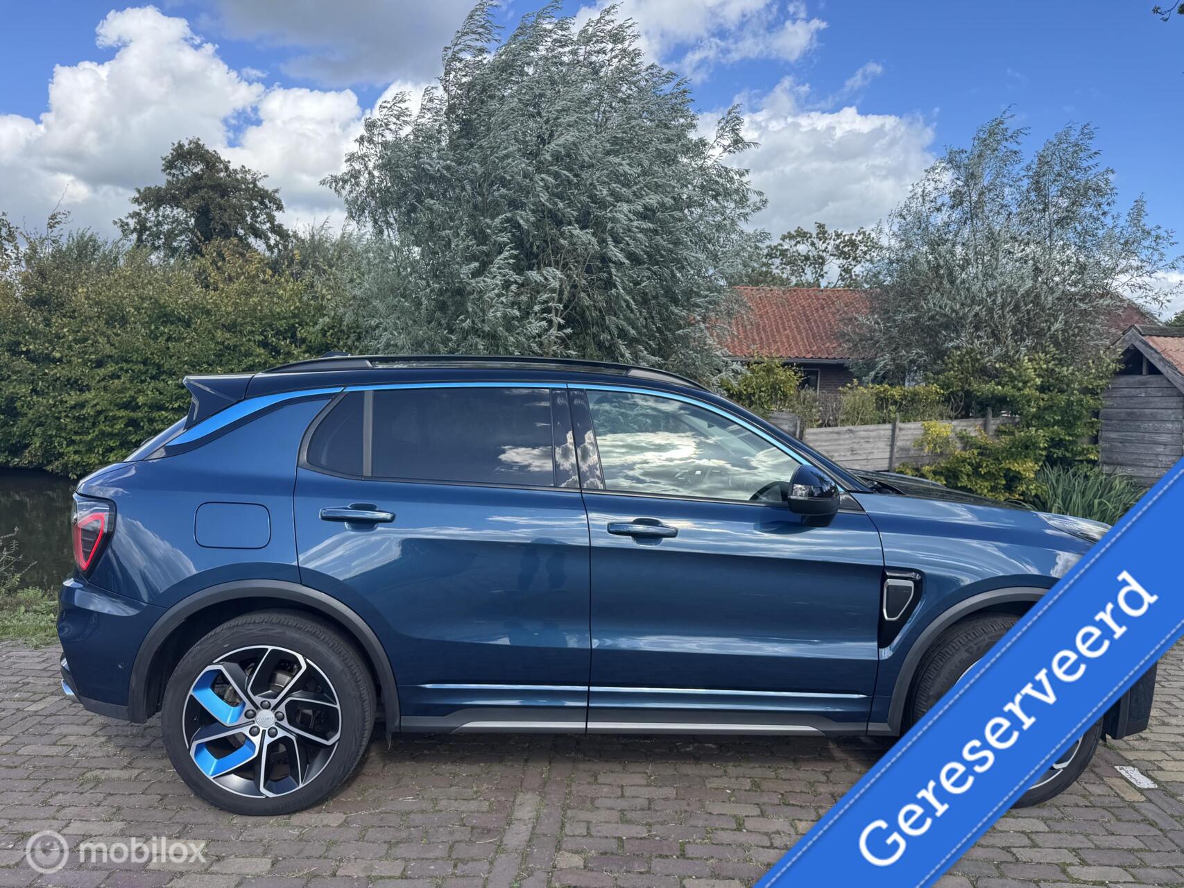 Foto van Lynk&co LYNK & Co 01