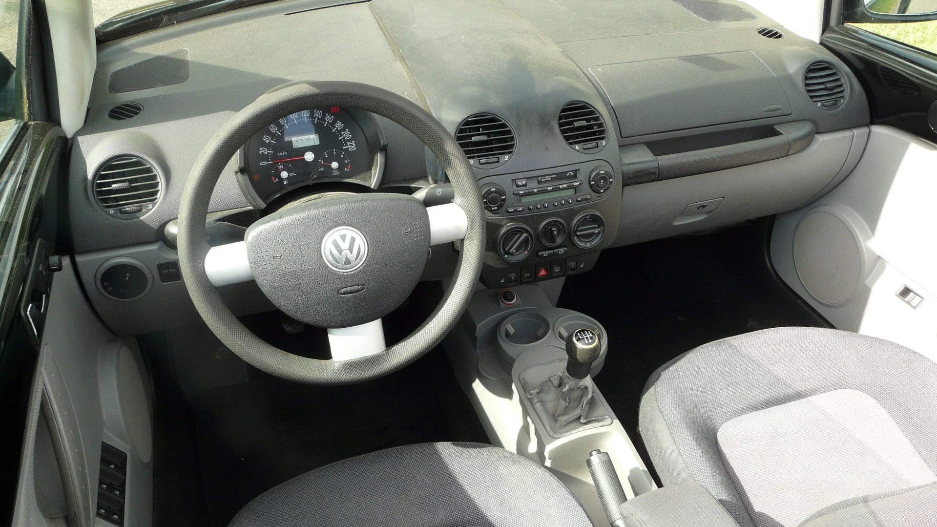 Foto van Volkswagen New Beetle Cabriolet