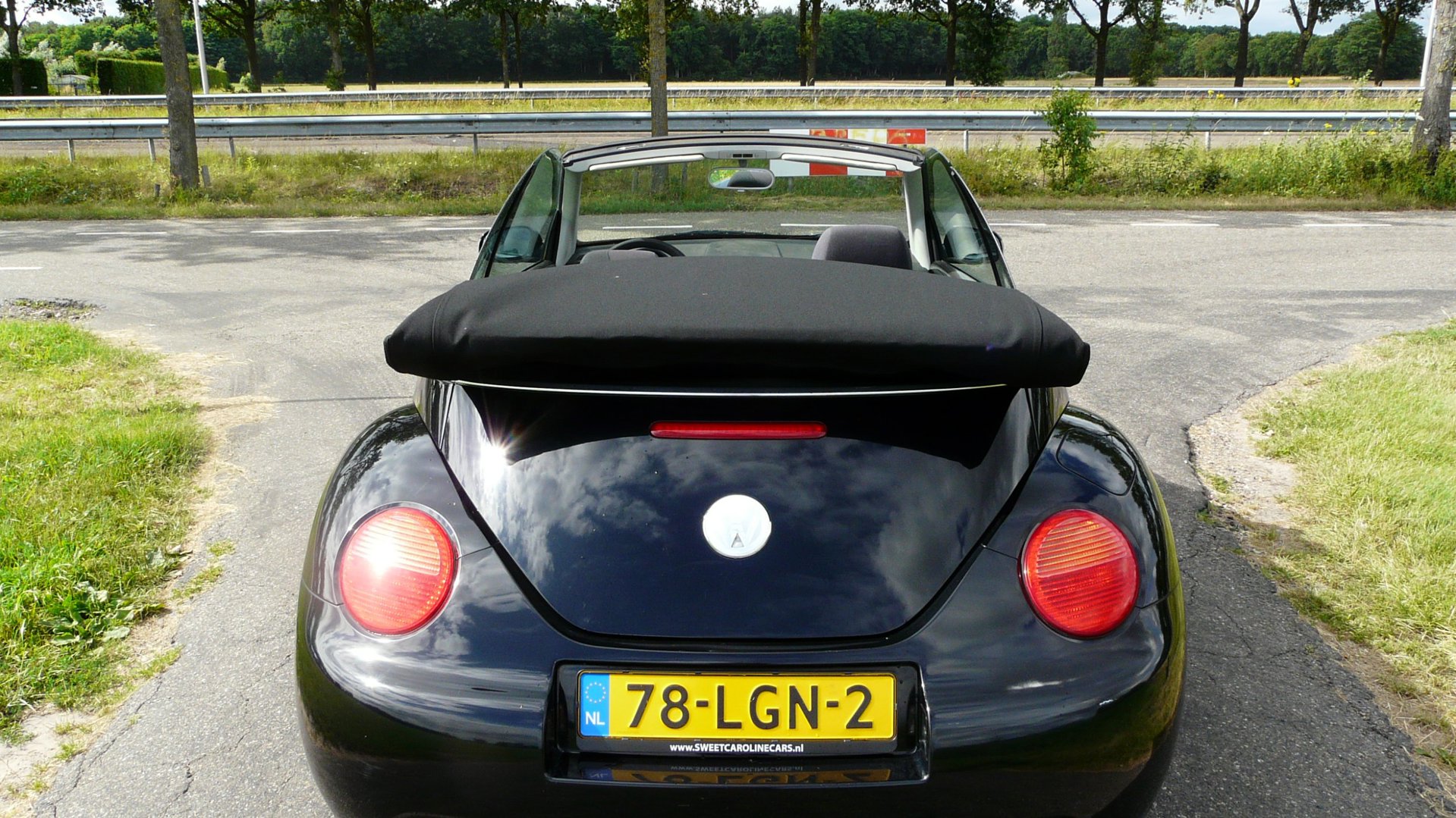 Foto van Volkswagen New Beetle Cabriolet