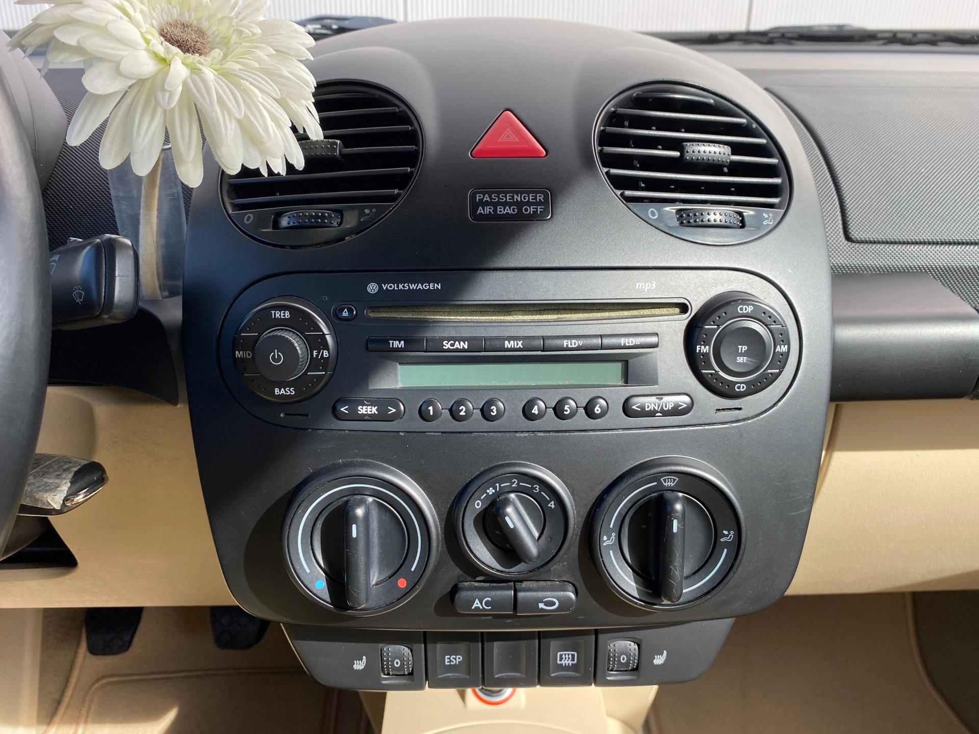 Foto van Volkswagen New Beetle Cabriolet