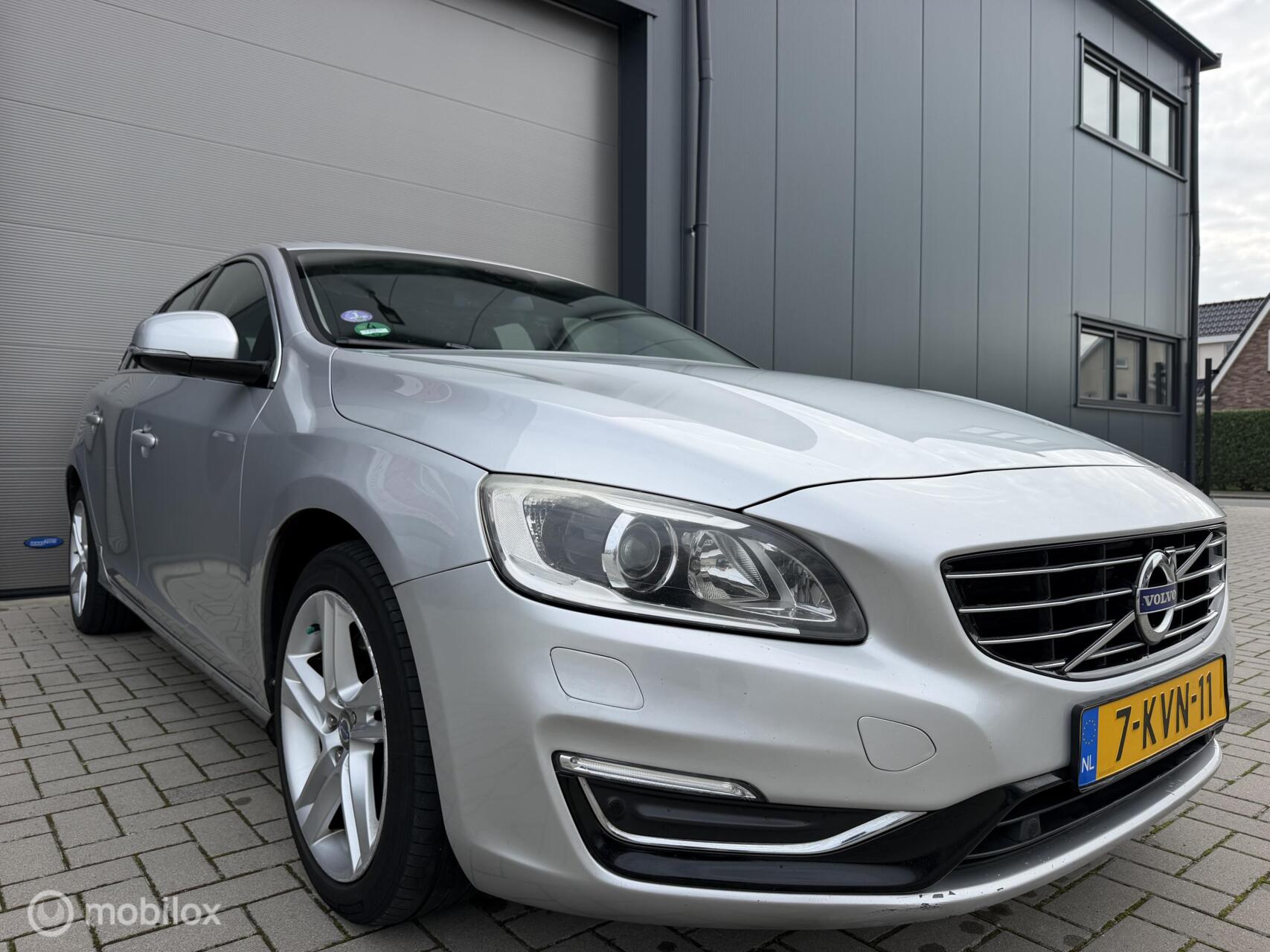 Foto van Volvo V60 Plug In Hybrid