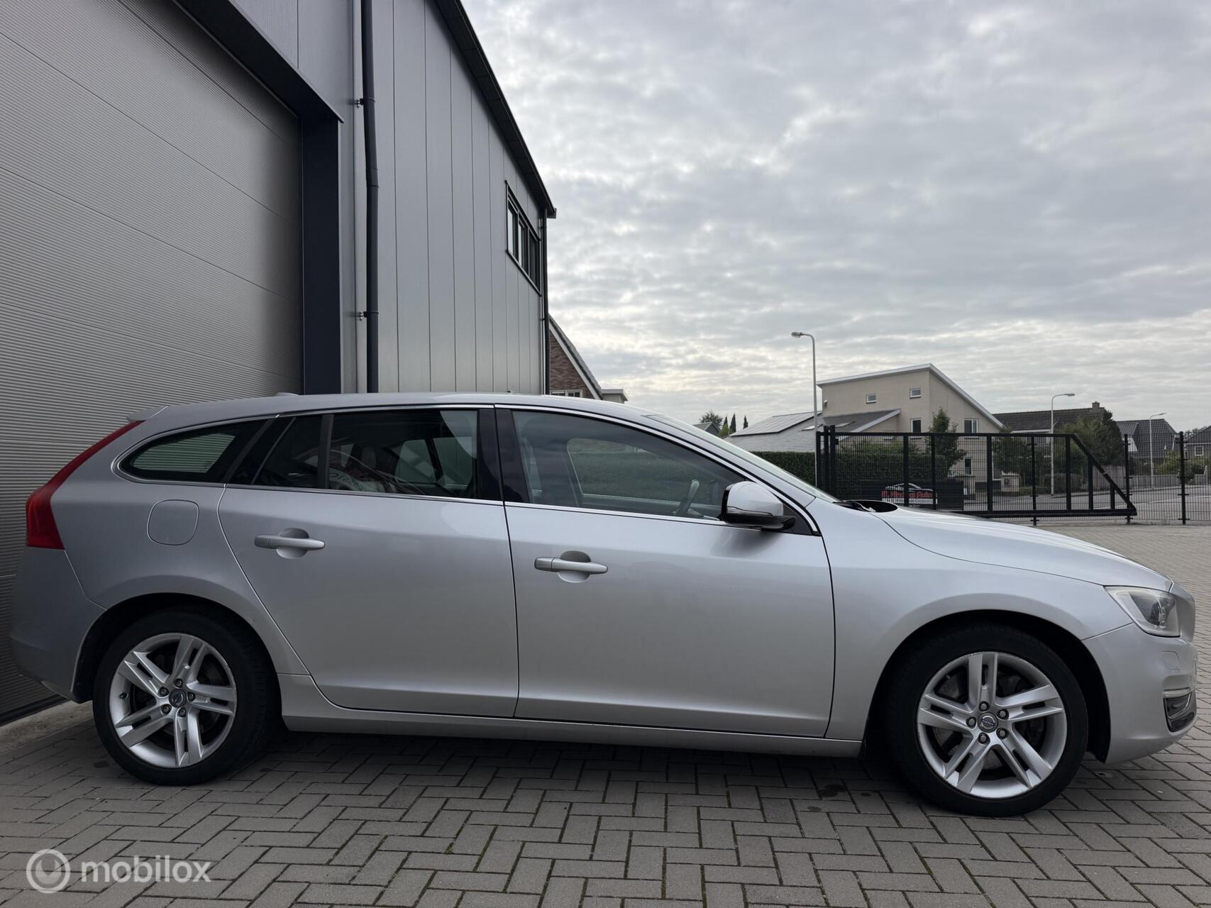Foto van Volvo V60 Plug In Hybrid